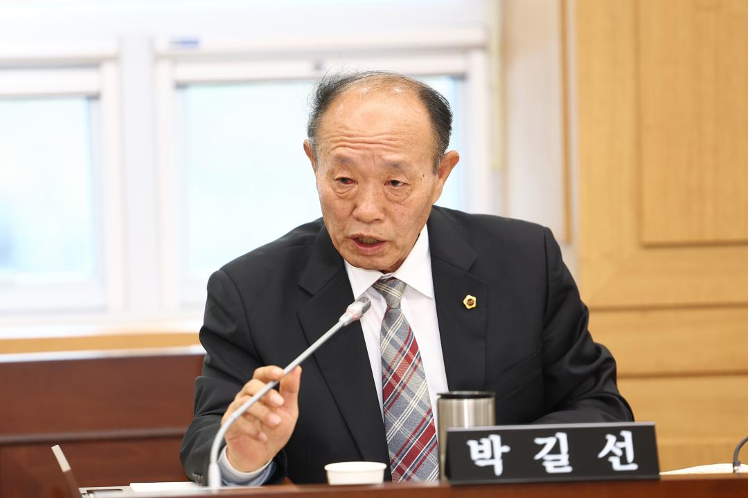'2025년도 농림수산위원회 행정사무감사(산림환경국)' 게시글의 사진(17) '2025-11-07 2025년도 농림수산위원회 행정사무감사(산림환경국) (17).jpg'