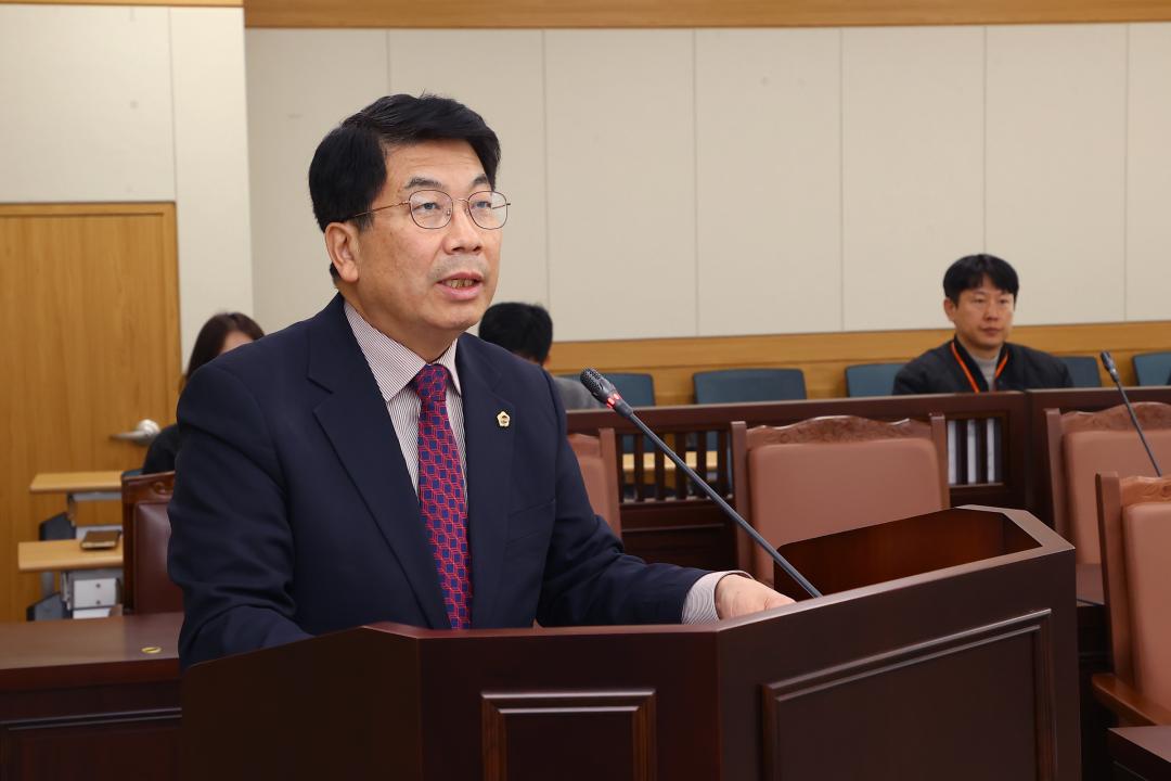 '제336회 제1차 안전건설위원회' 게시글의 사진(3) '2025-04-09 제336회 제1차 안전건설위원회 (3).jpg'