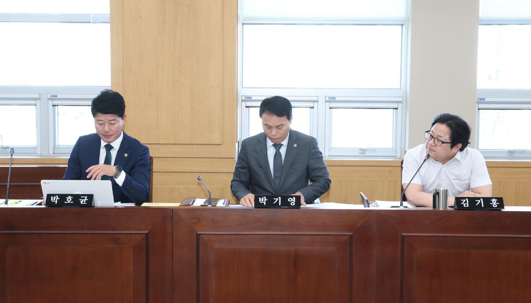 '제336회 제3차 사회문화위원회' 게시글의 사진(3) '2025-04-11 제336회 제3차 사회문화위원회 (2).jpg'