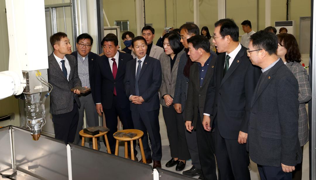 '제335회 경제산업위원회 현지시찰' 게시글의 사진(25) '2025-03-10 제335회 경제산업위원회 현지시찰(횡성 이모빌리티 연구 실증단지) (25).jpg'
