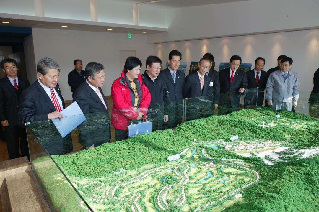 '동계올림픽 관련시설 준비상황 현지확인' 게시글의 사진(2) '2006-11-21 동계올림픽 관련시설 준비상황 현지확인 (2).jpg'