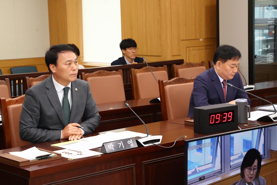 '제337회 제1차 안전건설위원회' 게시글의 사진(5) '2025-05-09 제337회 제1차 안전건설위원회 (5).jpg'