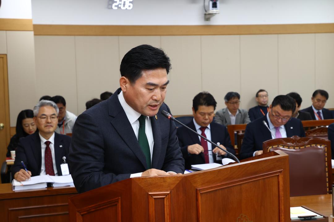 '제343회 제2차 농림수산위원회' 게시글의 사진(3) '2026-02-05 제343회 제2차 농림수산위원회 (3).jpg'