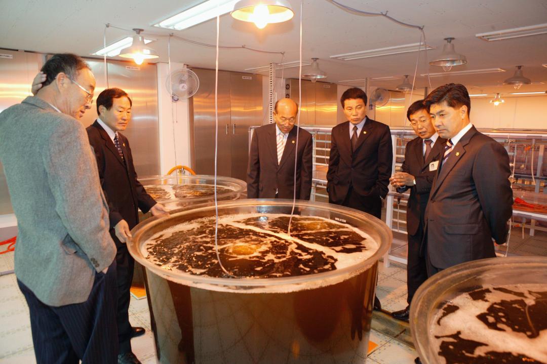 '수산자원연구소 현지 행정사무감사' 게시글의 사진(29) '2006-11-23 수산자원연구소 현지 행정사무감사 (29).jpg'