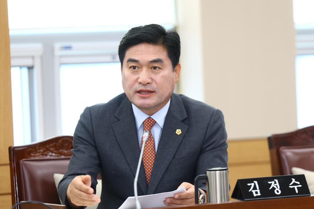 '2025년도 농림수산위원회 행정사무감사(산림환경국)' 게시글의 사진(21) '2025-11-07 2025년도 농림수산위원회 행정사무감사(산림환경국) (21).jpg'