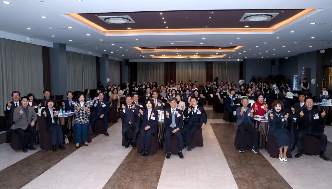 '제25회 강원여성경제인대회' 게시글의 사진(12) '2025-11-26 제25회 강원여성경제인대회 (12).jpg'