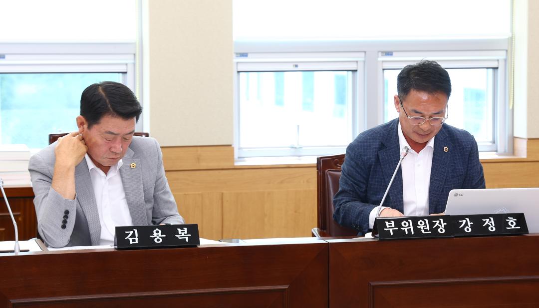 '제338회 제2차 경제산업위원회' 게시글의 사진(7) '2025-06-12 제338회 제2차 경제산업위원회 (7).jpg'