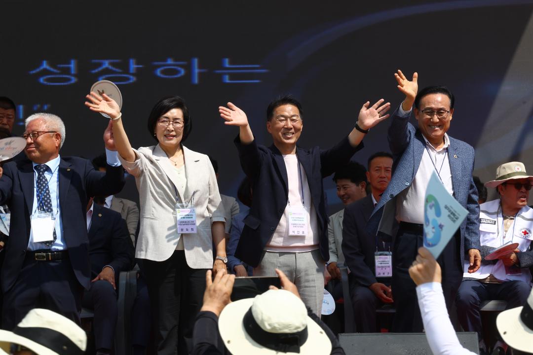 '2026 제20회 강원특별자치도 이통장 한마음대회' 게시글의 사진(15) '2026-06-11 2026 제20회 강원특별자치도 이통장 한마음대회 (16).jpg'