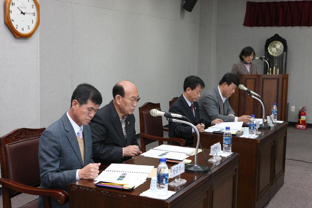 '208회 농림수산위원회 현지시찰' 게시글의 사진(39) '2011-03-16 208회 농림수산위원회 현지시찰 (39).jpg'