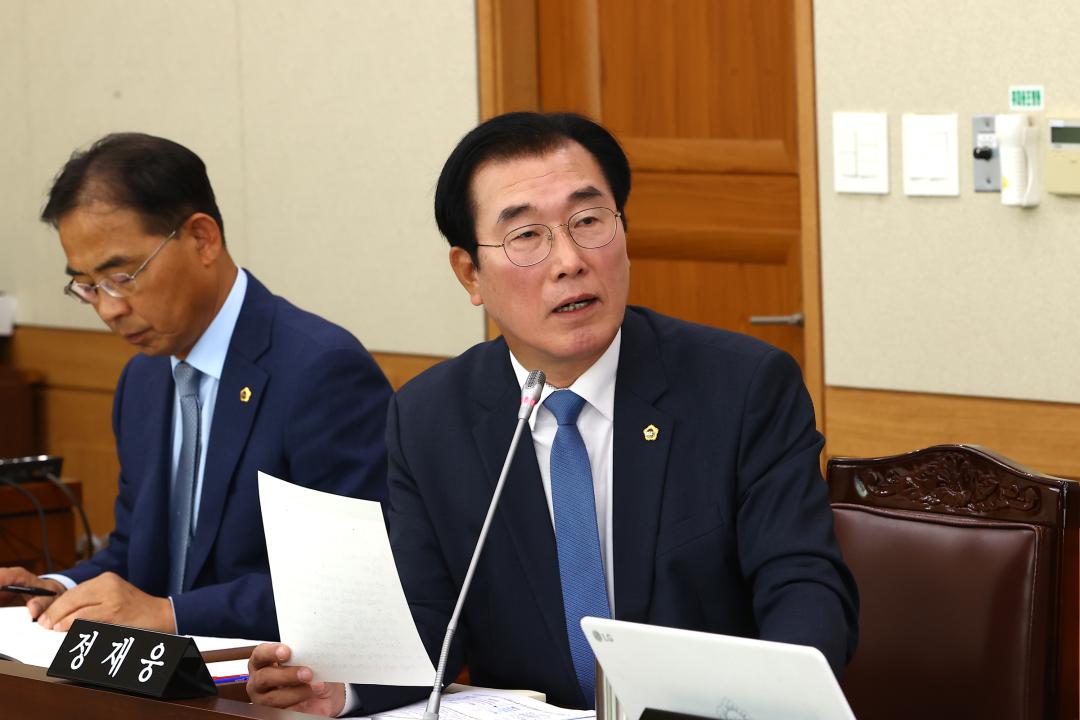 '2024-11-07 2024년도 경제산업위원회 행정사무감사(산업국)' 게시글의 사진(18) '2024-11-07 2024년도 경제산업위원회 행정사무감사(산업국) (19).jpg'