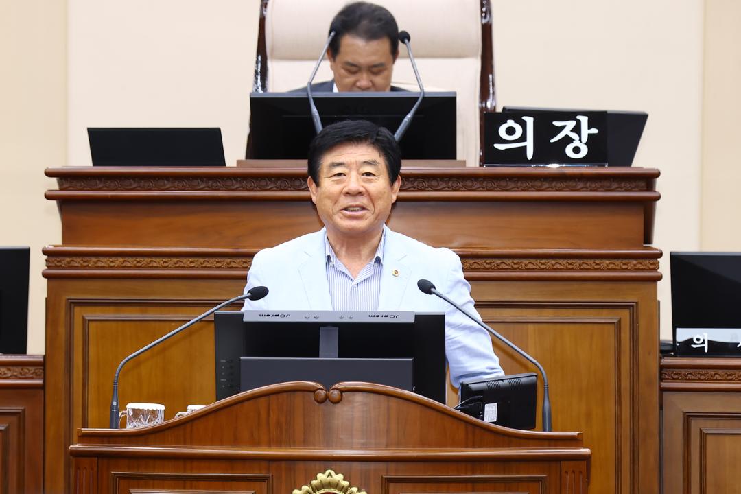 '제339회 제2차 본회의' 게시글의 사진(45) '2025-07-17 제339회 제2차 본회의 (45) 5분자유발언 김기철의원.jpg'