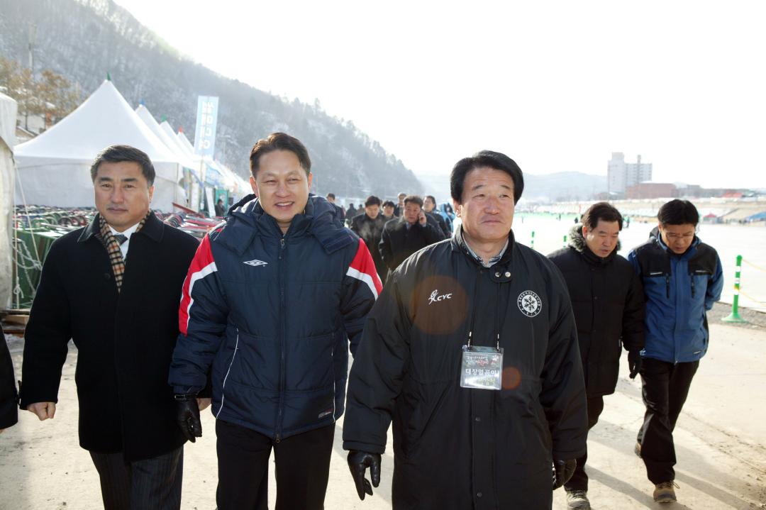 '산천어 축제 현지확인' 게시글의 사진(14) '2008-01-17 산천어 축제 현지확인 (14).jpg'