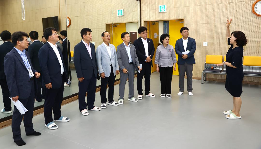 '강원특별자치도의회 교육위원회 의정연찬회' 게시글의 사진(38) '2025-07-17 강원특별자치도의회 교육위원회 의정연찬회 (39)(강원예술고등학교).jpg'
