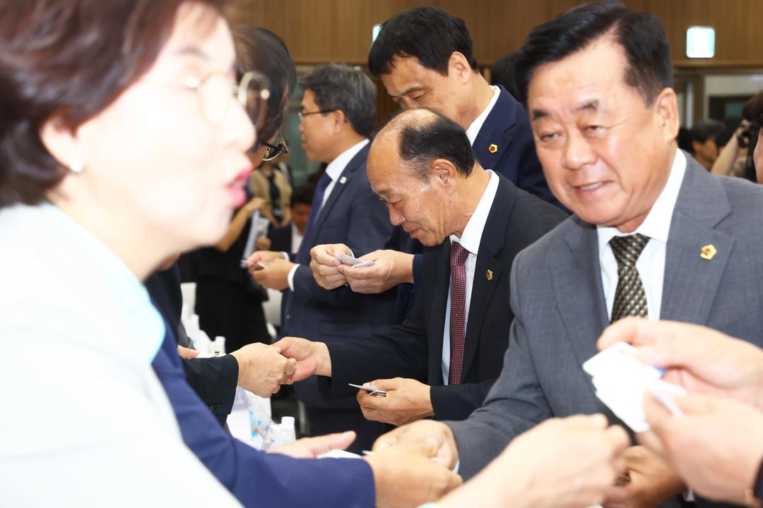 '대한민국시도의회의장협의회 2026년 제6차 임시회' 게시글의 사진(17) '2026-09-29 대한민국시도의회의장협의회 2026년 제6차 임시회 (16).jpg'