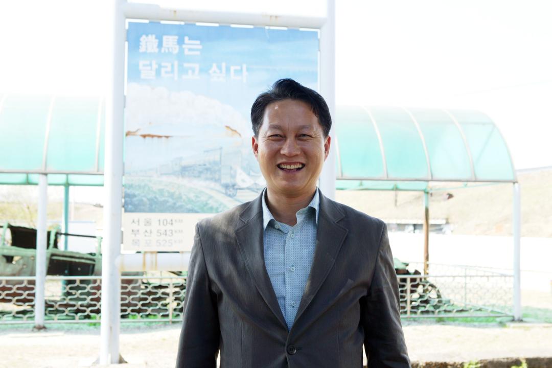 '철원 평화 문화광장 조성공사장 현지시찰' 게시글의 사진(33) '2009-04-14 철원 평화 문화광장 조성공사장 현지시찰 (33).jpg'