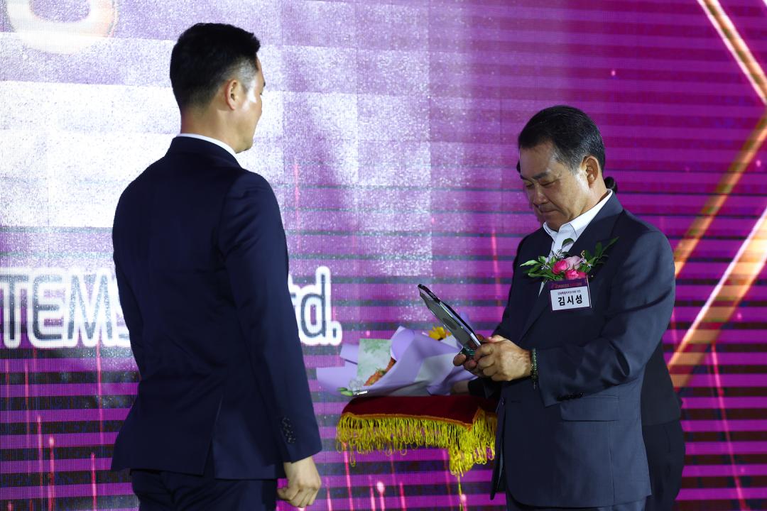 '제7회 강원특별자치도 일자리대상 시상식' 게시글의 사진(21) '2025-06-24 제7회 강원특별자치도 일자리대상 (21).jpg'