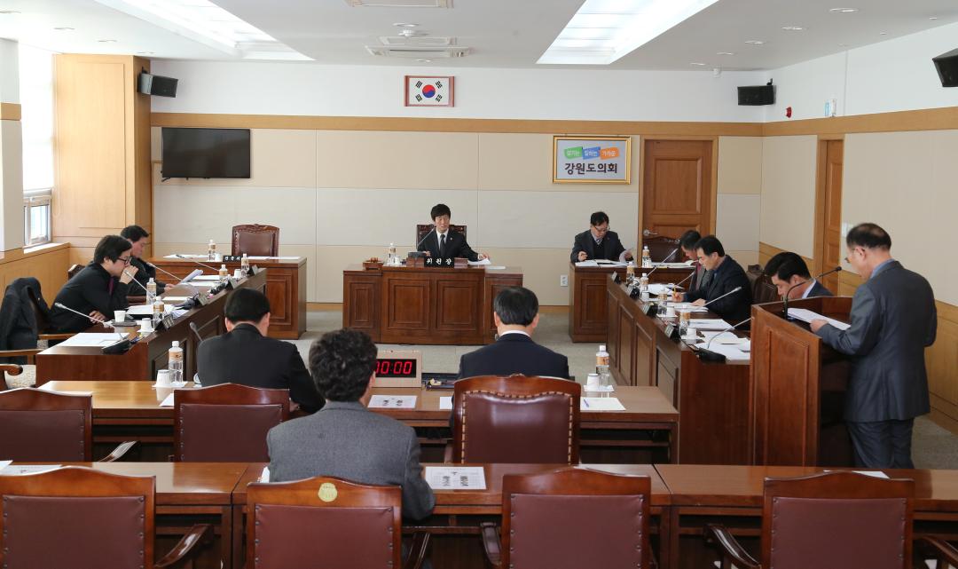 '제262회 제2차 농림수산위원회' 게시글의 사진(14) '2017-03-09 제262회 제2차 농림수산위원회 (14).jpg'