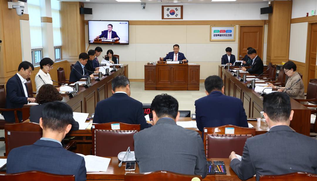 '제346회 제1차 의회운영위원회' 게시글의 사진(2) '2026-06-09 제346회 제1차 의회운영위원회 (2).jpg'