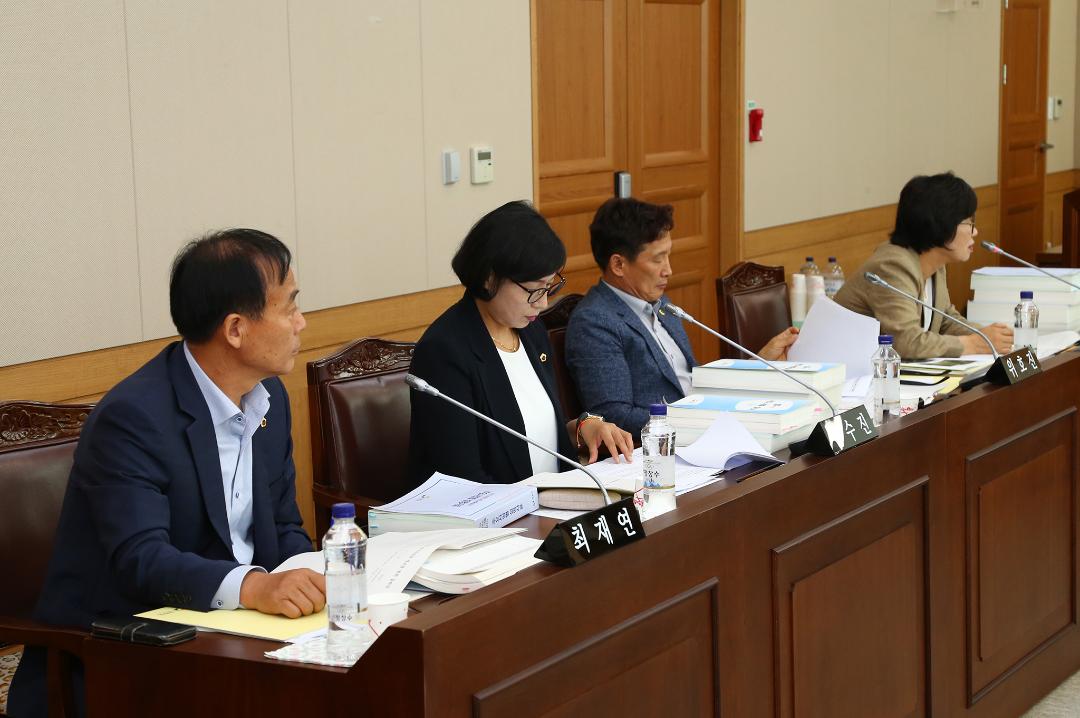 '제282회 제5차 농림수산위원회' 게시글의 사진(6) '2019-06-13 제282회 제5차 농림수산위원회 (6).jpg'