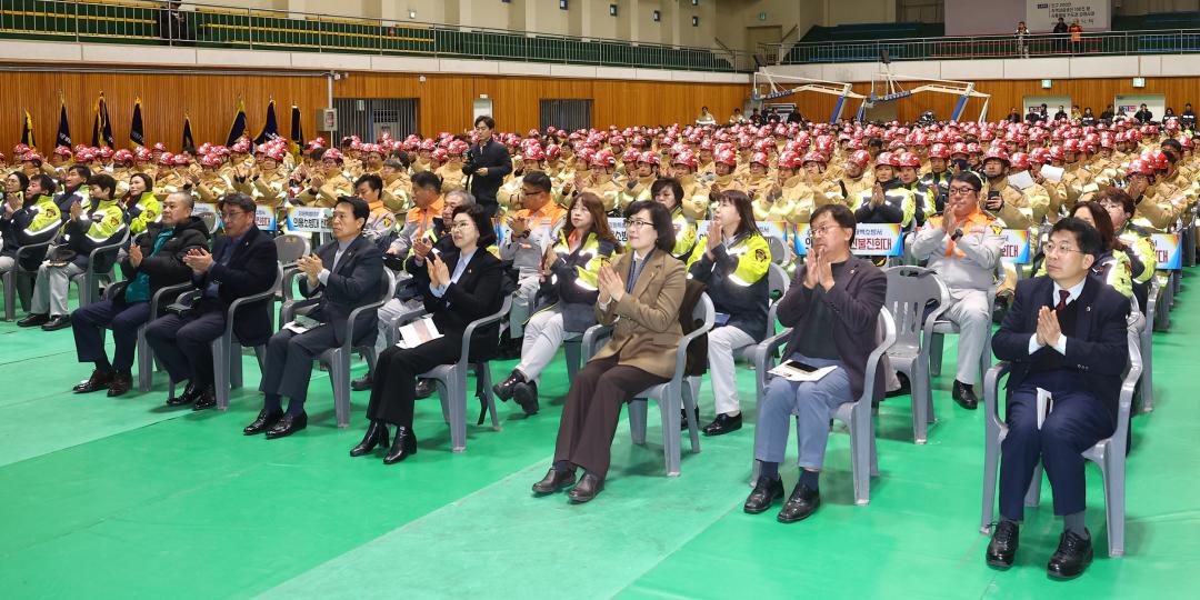 '2026년 의용소방대 산불진화대 발대식' 게시글의 사진(8) '2026-02-24 2026년 의용소방대 산불진화대 발대식 (8).jpg'