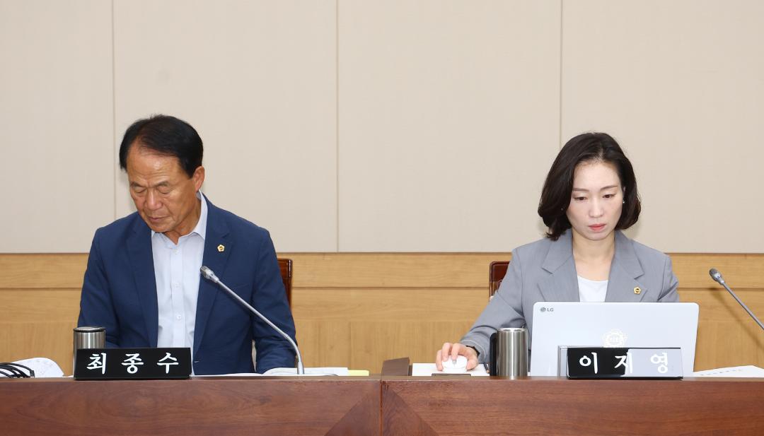 '제341회 제1차 농림수산위원회' 게시글의 사진(6) '2025-10-14 제341회 제1차 농림수산위원회 (6).jpg'