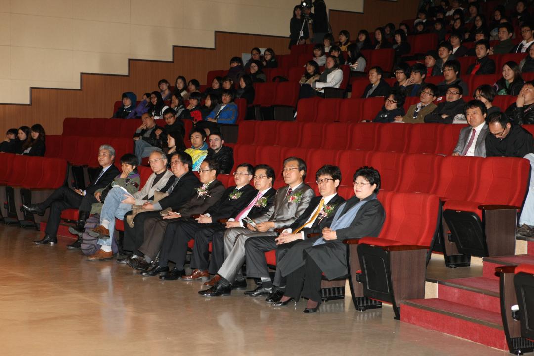 '제5회 국제대학생 평화영화제' 게시글의 사진(20) '2010-10-27 제5회 국제대학생 평화영화제 (20).jpg'