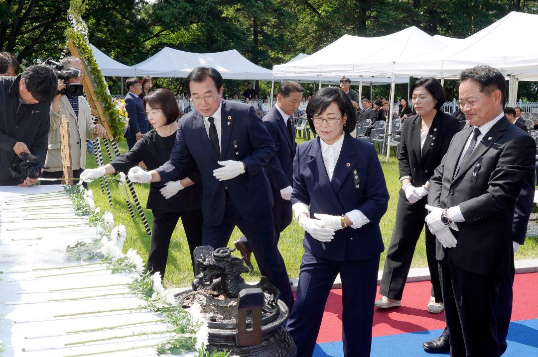 '제70회 현충일 추념식' 게시글의 사진(26) '2025-06-06 제70회 현충일 추념식(춘천) (7).jpg'