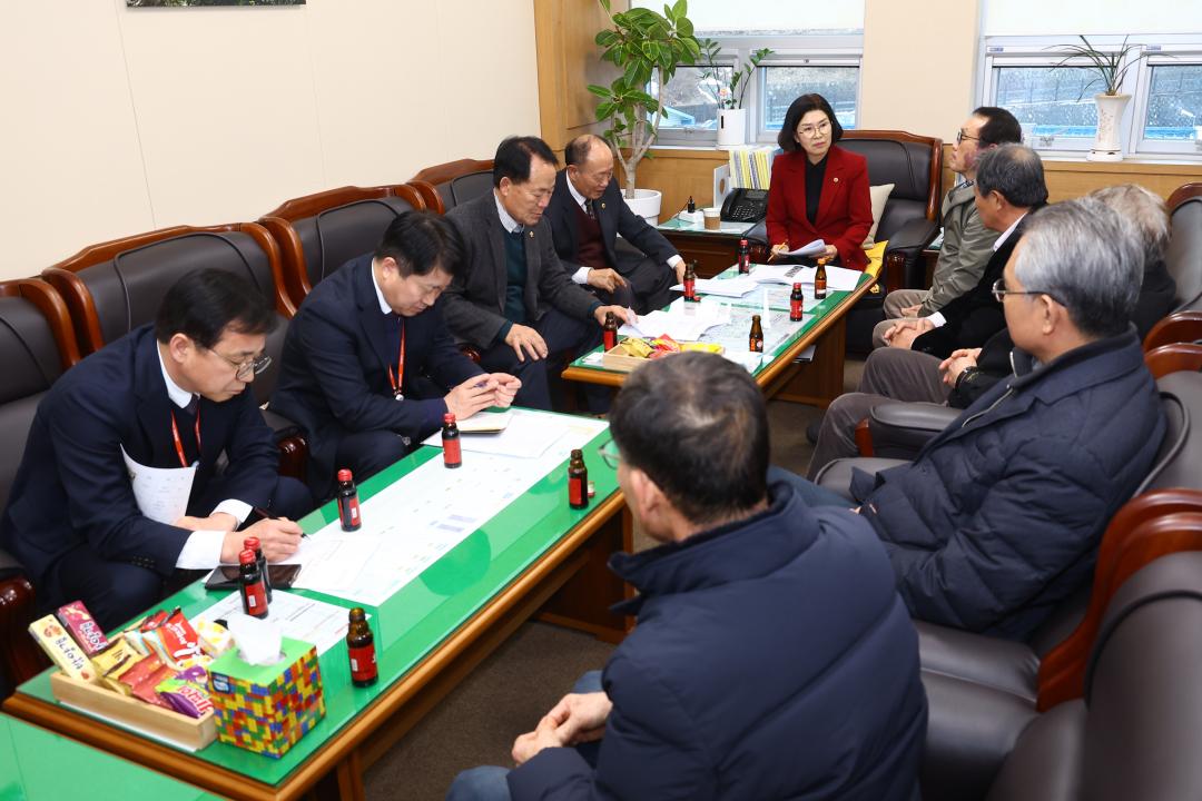 '강원특별자치도의회 농림수산위원회-강원산채연구회 간담회' 게시글의 사진(15) '2026-02-04 농림수산위원회-강원산채연구회 간담 (15).jpg'