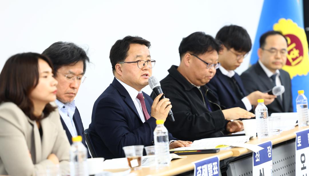 '강원국학진흥지원사업 아카이빙 정책토론회' 게시글의 사진(11) '2026-03-27 강원국학진흥지원사업 아카이빙 정책토론회 (11).jpg'