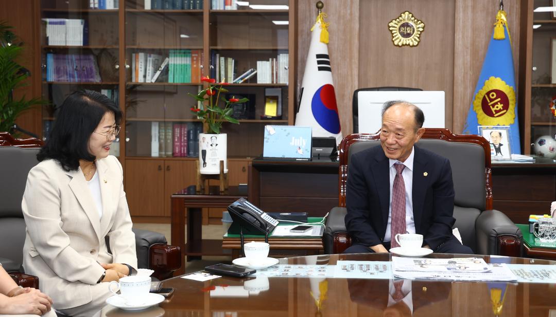 '강원특별자치도의회방문(춘천시의회)' 게시글의 사진(14) '2026-07-28 강원도의회방문(춘천시의회) (14).jpg'