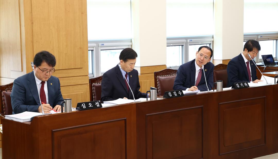 '제336회 제1차 교육위원회' 게시글의 사진(9) '2025-04-09 제336회 제1차 교육위원회 (9).jpg'