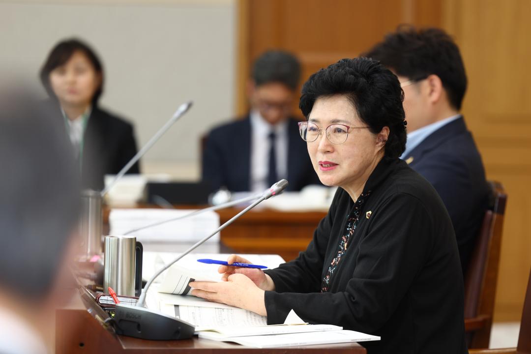 '제344회 제3차 교육위원회' 게시글의 사진(17) '2026-03-27 제344회 제3차 교육위원회 (17).jpg'