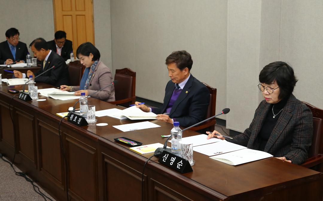 '2019년도 농림수산위원회 현지 행정사무감사(농식품연구소)' 게시글의 사진(33) '2019-11-18 2019년도 농림수산위원회 현지 행정사무감사(농식품연구소) (33).jpg'