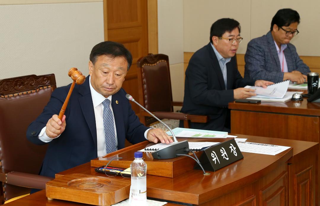 '제283회 제1차 농림수산위원회' 게시글의 사진(12) '2019-07-04 제283회 제1차 농림수산위원회 (12).jpg'