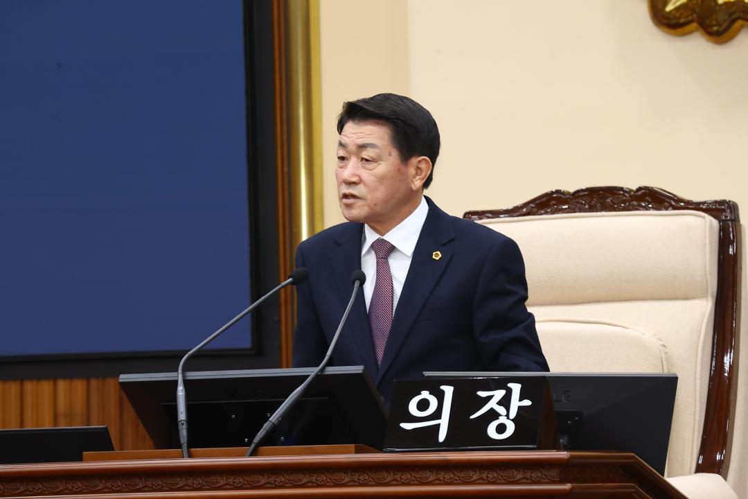 '제335회 제2차 본회의(제1차 도정 및 교육행정에 관한 질문)' 게시글의 사진(10) '2025-03-11 제335회 제2차 본회의(제1차 도정 및 교육행정에 관한 질문) (10).jpg'