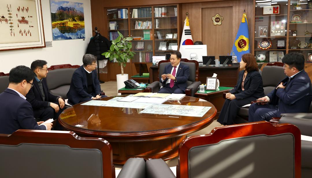 '강원특별자치도의회 방문(NH농협 강원본부장)' 게시글의 사진(1) '2026-01-22 강원특별자치도의회 방문(NH농협 강원본부장) (1).jpg'