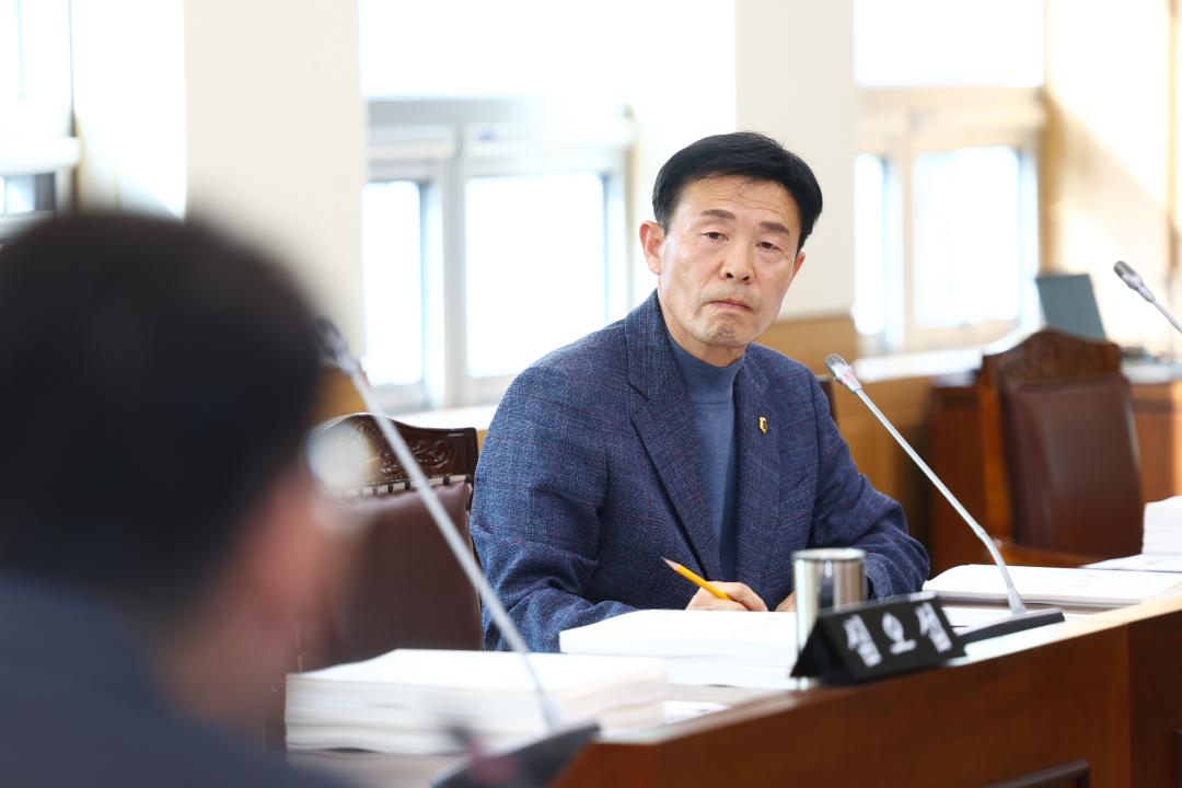 '제344회 제3차 교육위원회' 게시글의 사진(23) '2026-03-27 제344회 제3차 교육위원회 (23).jpg'