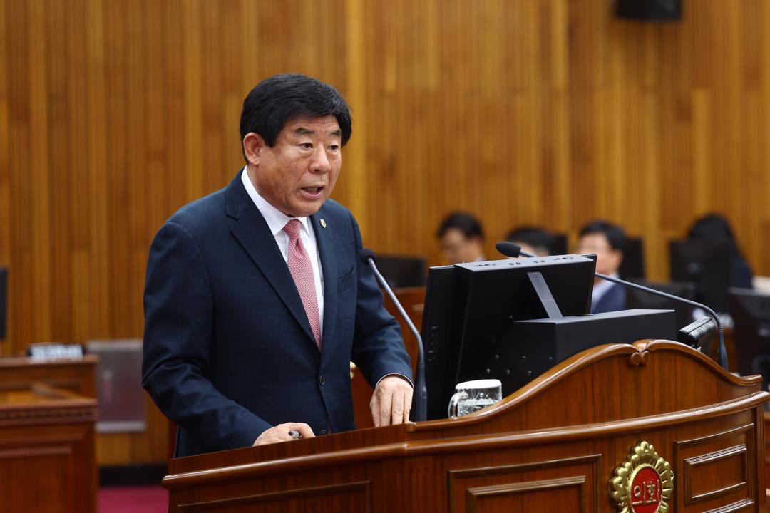 '제344회 제2차 본회의(2026년도 제1회 도정 및 교육행정에 관한 질문)' 게시글의 사진(105) '2026-04-02 제344회 제2차본회의(2026년도 제1회 도정 및 교육행정에 관한 질문) (109) 김기철 의원.jpg'