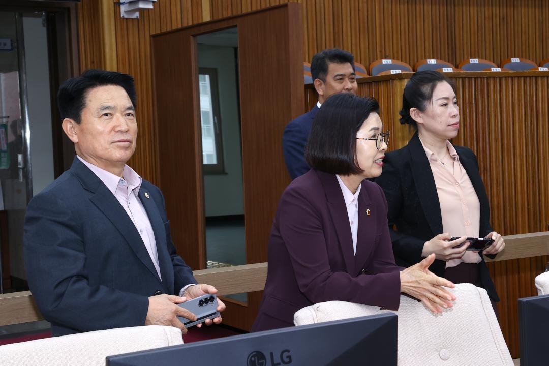 '지린성 인민대표대회 방문단 내방' 게시글의 사진(69) '2025-04-24 지린성 인민대표대회 방문단 내방 (71).jpg'