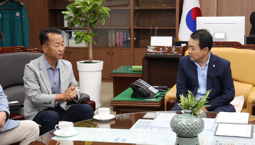 '강원특별자치도 바르게 살기운동 관계자 면담' 게시글의 사진(8) '2024-07-17 도 바르게 살기운동 관계자 차담 (8).jpg'