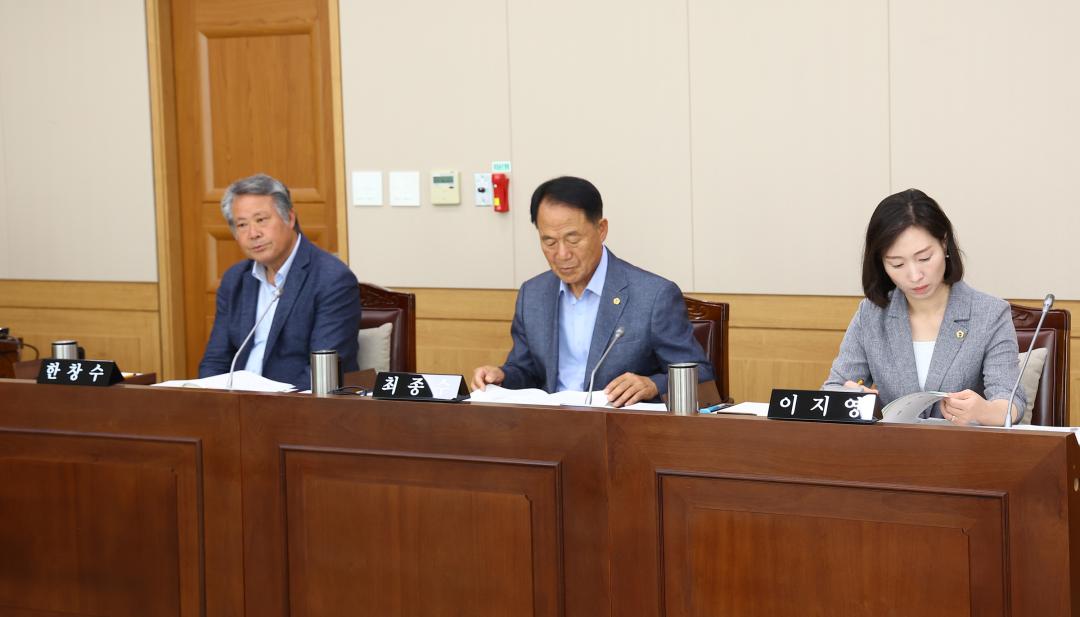 '제339회 제2차 농림수산위원회' 게시글의 사진(7) '2025-07-10 제339회 제2차 농림수산위원회 (7).jpg'