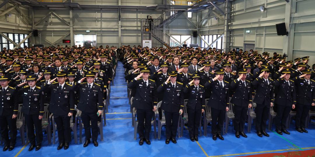 '제42기 소방사반 졸업 및 임명식' 게시글의 사진(4) '2026-01-23 제42기 소방사반 졸업 및 임명식 (3).jpg'