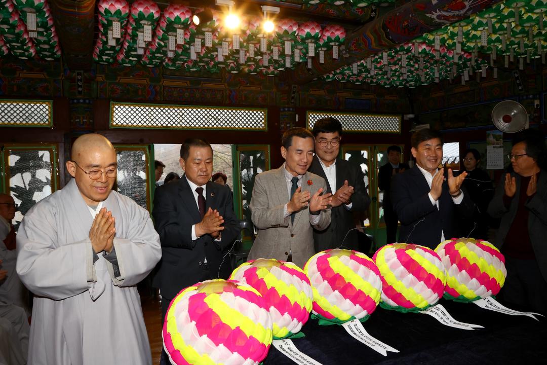 '전통사찰(제49호)지정 감로사 방문' 게시글의 사진(5) '2026-04-01 전통사찰(제49호)지정 감로사 방문 (5).jpg'