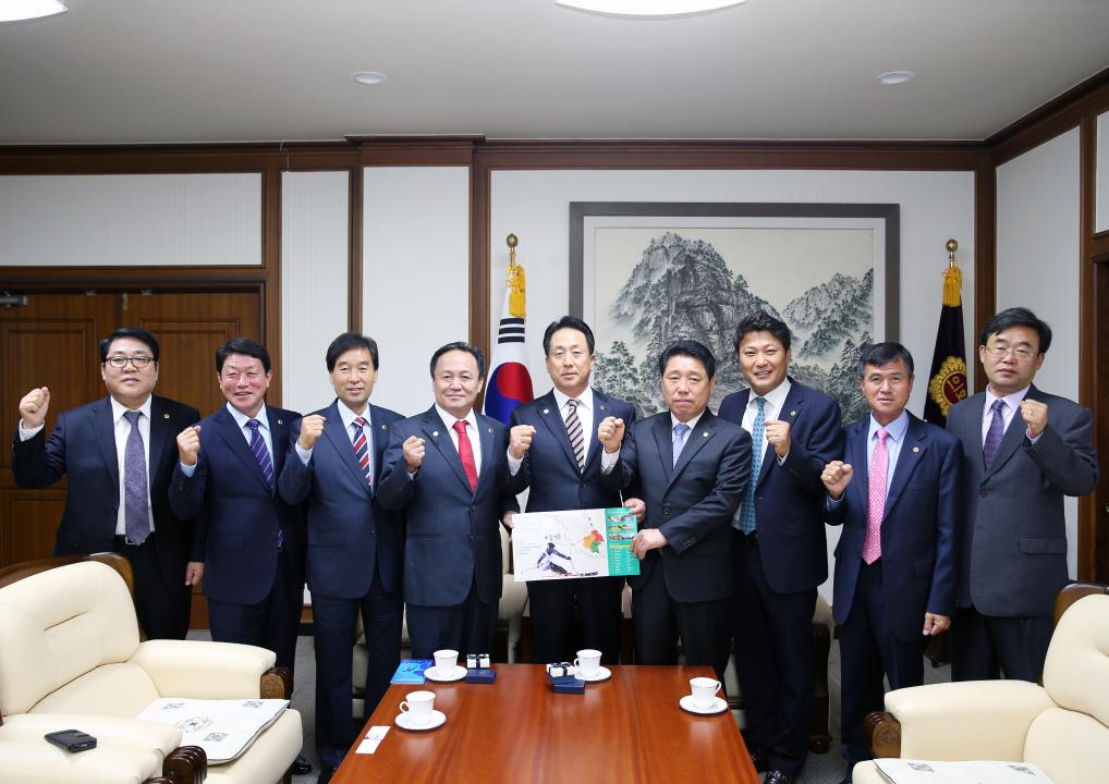 '농림수산위원회 타시도 2018평창동계올림픽  홍보' 게시글의 사진(6) '2015-10-07 농림수산위원회 타시도 2018평창동계올림픽  홍보 (6).jpg'