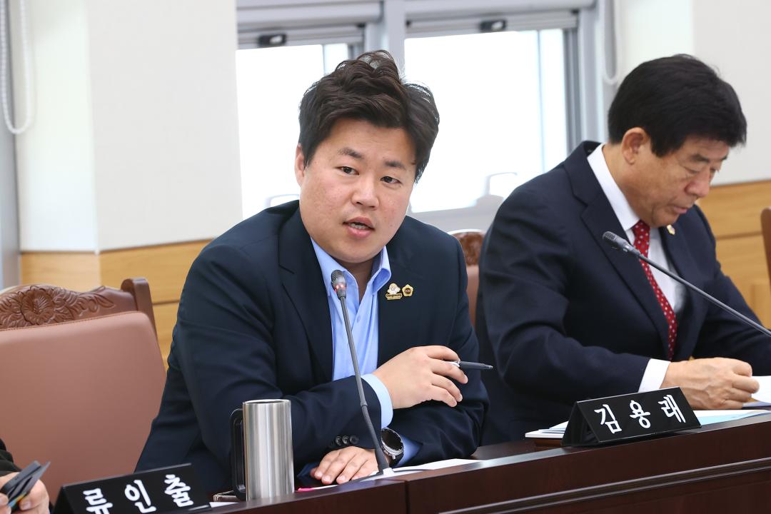 '2025년도 안전건설위원회 행정사무감사(소방본부)' 게시글의 사진(28) '2025-11-06 2025년도 안전건설위원회 행정사무감사(소방본부) (28).jpg'