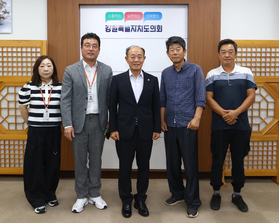'강원특별자치도의회방문(백만불 복숭아 영농조합법인)' 게시글의 사진(5) '2026-07-30 강원특별자치도의회방문(백만불 복숭아 영농조합법인) (5).jpg'