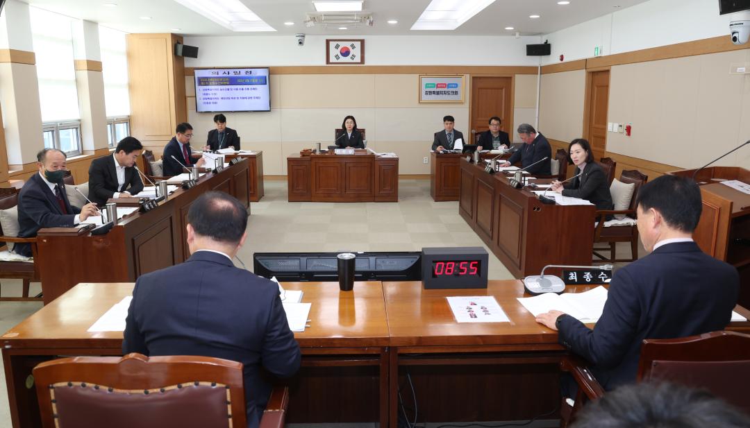 '제335회 제2차 농림수산위원회' 게시글의 사진(2) '2025-03-07 제335회 제2차 농림수산위원회 (2).jpg'