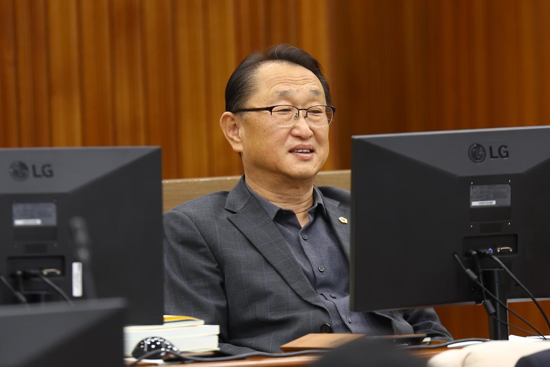 '제342회 제3차 예산결산특별위원회' 게시글의 사진(11) '2025-12-03 제342회 제3차 예산결산특별위원회 (12).jpg'