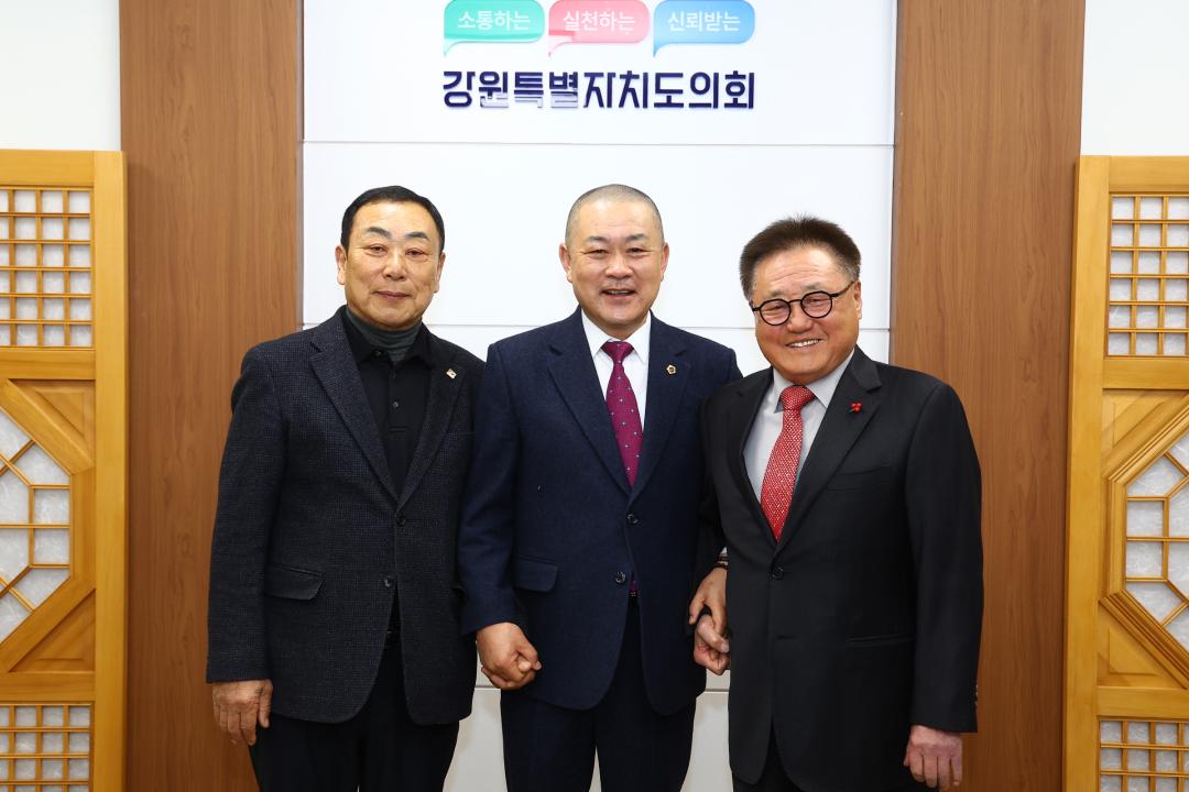 '강원특별자치도의회 방문(이문희 전 도의원 및 원주시민 방문)' 게시글의 사진(9) '2026-02-12 이문희 전 도의원 및 원주도민 방문 (9).jpg'