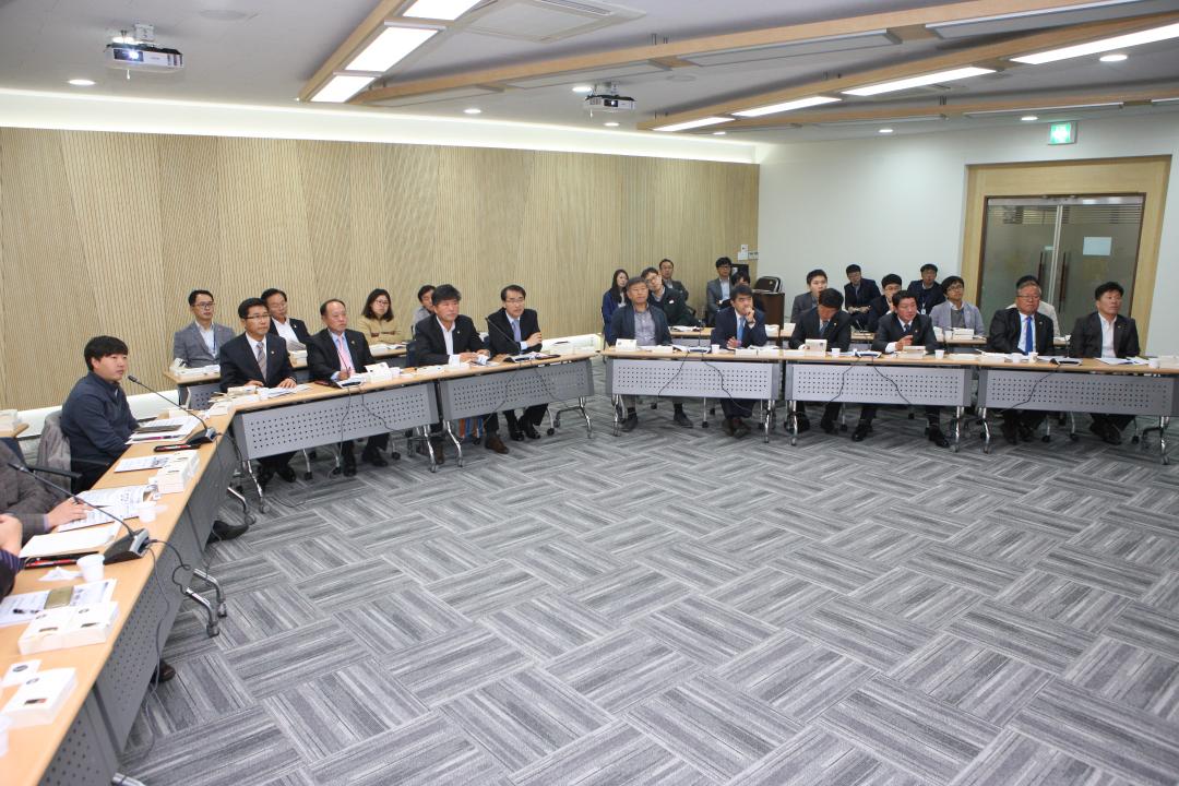 '제4회 강아리 세미나' 게시글의 사진(12) '2015-11-02 제4회 강아리 세미나 (12).jpg'